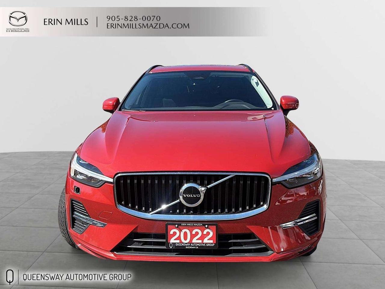 2022 Volvo XC60 B6 Momentum AWD// CLEAN CARFAX // NO ACCIDENT Photo1