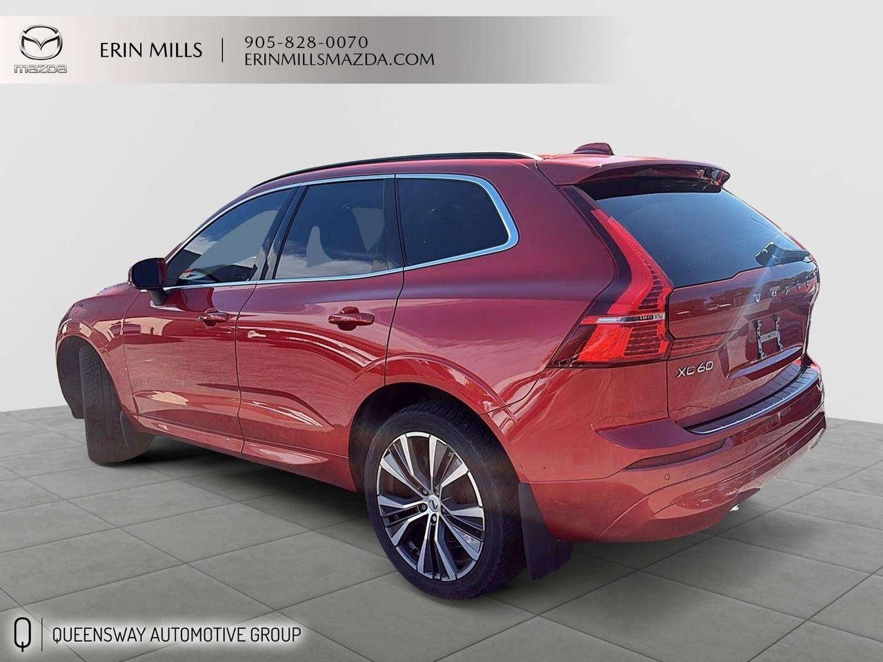 2022 Volvo XC60 B6 Momentum AWD// CLEAN CARFAX // NO ACCIDENT Photo