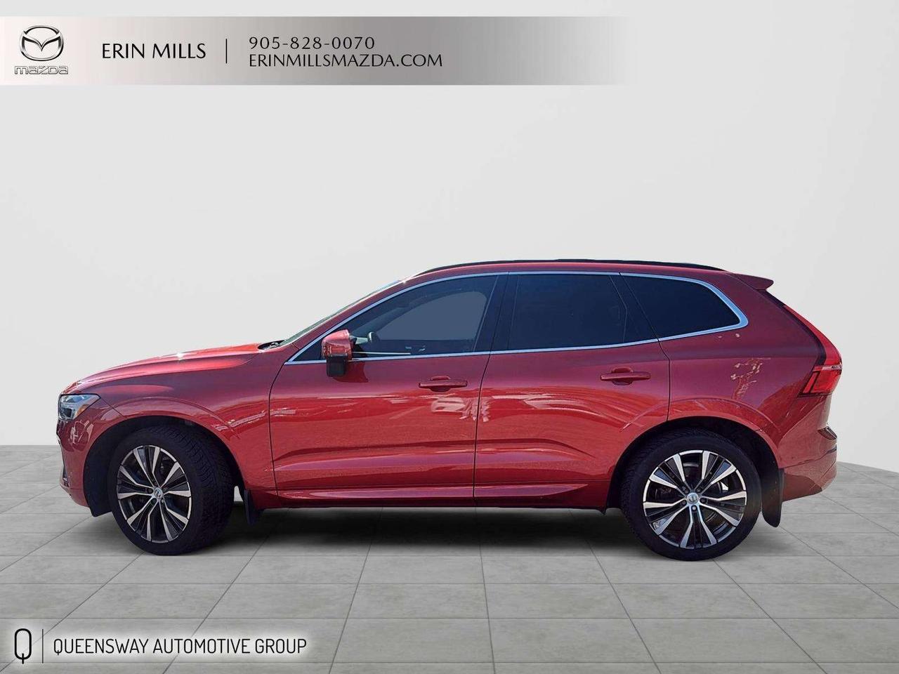 2022 Volvo XC60 B6 Momentum AWD// CLEAN CARFAX // NO ACCIDENT Photo4