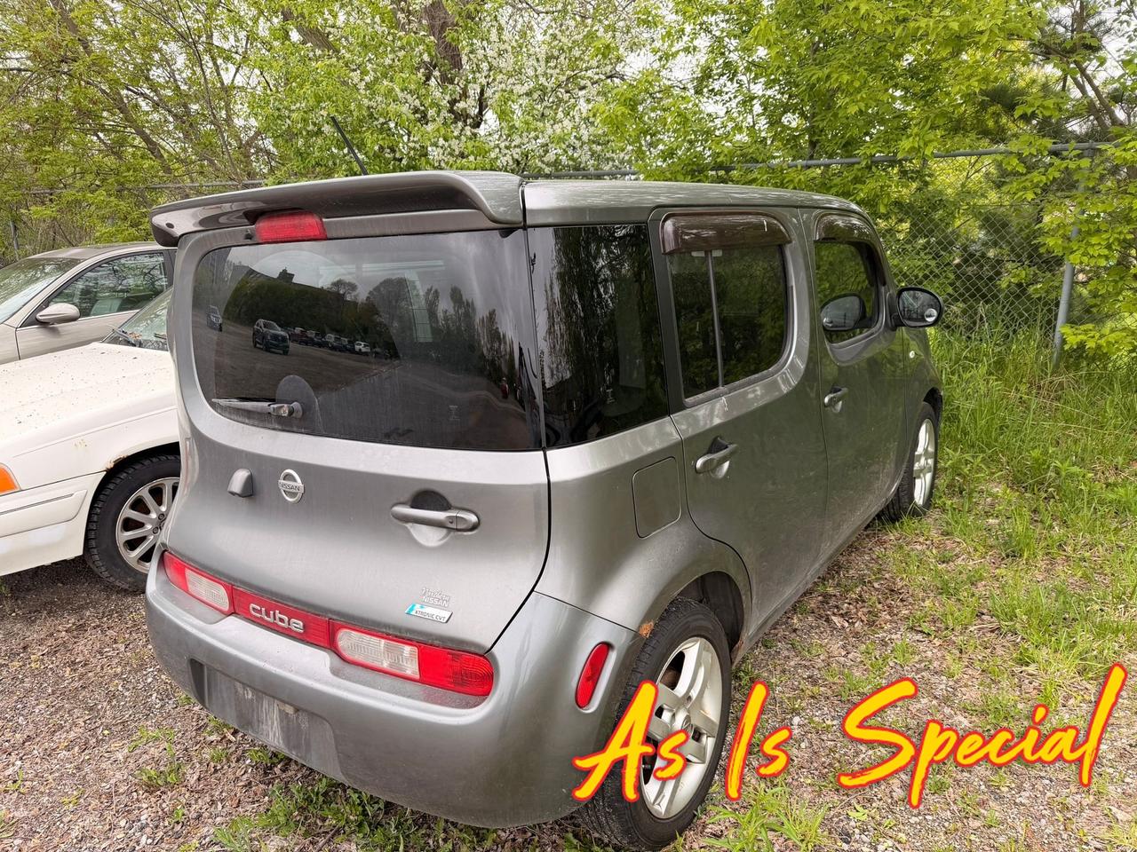 2012 Nissan Cube SL (CVT) 4dr Wagon Photo