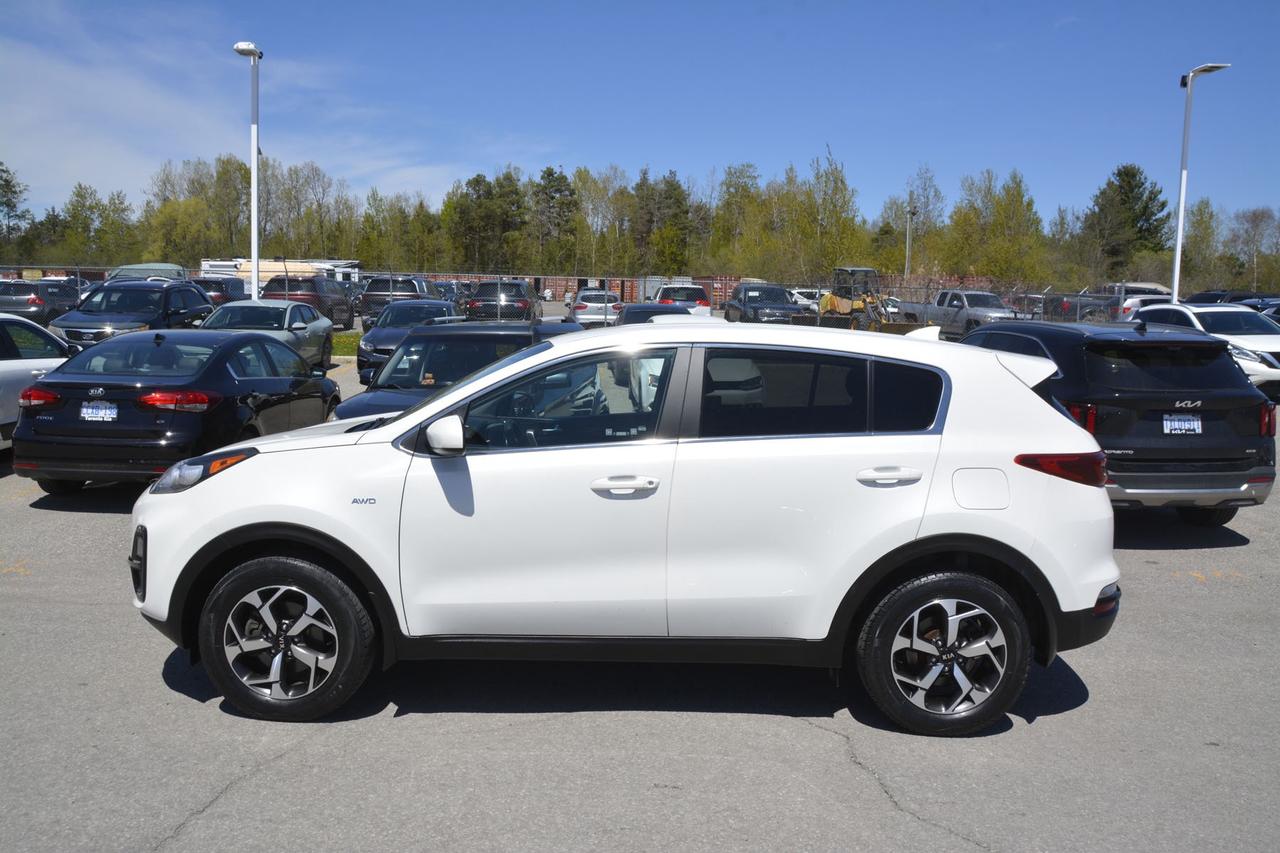 2022 Kia Sportage LX Photo