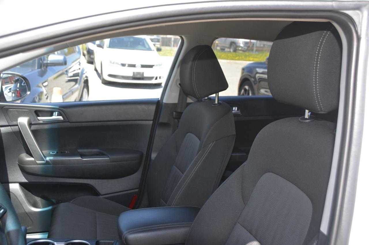 2022 Kia Sportage LX Photo