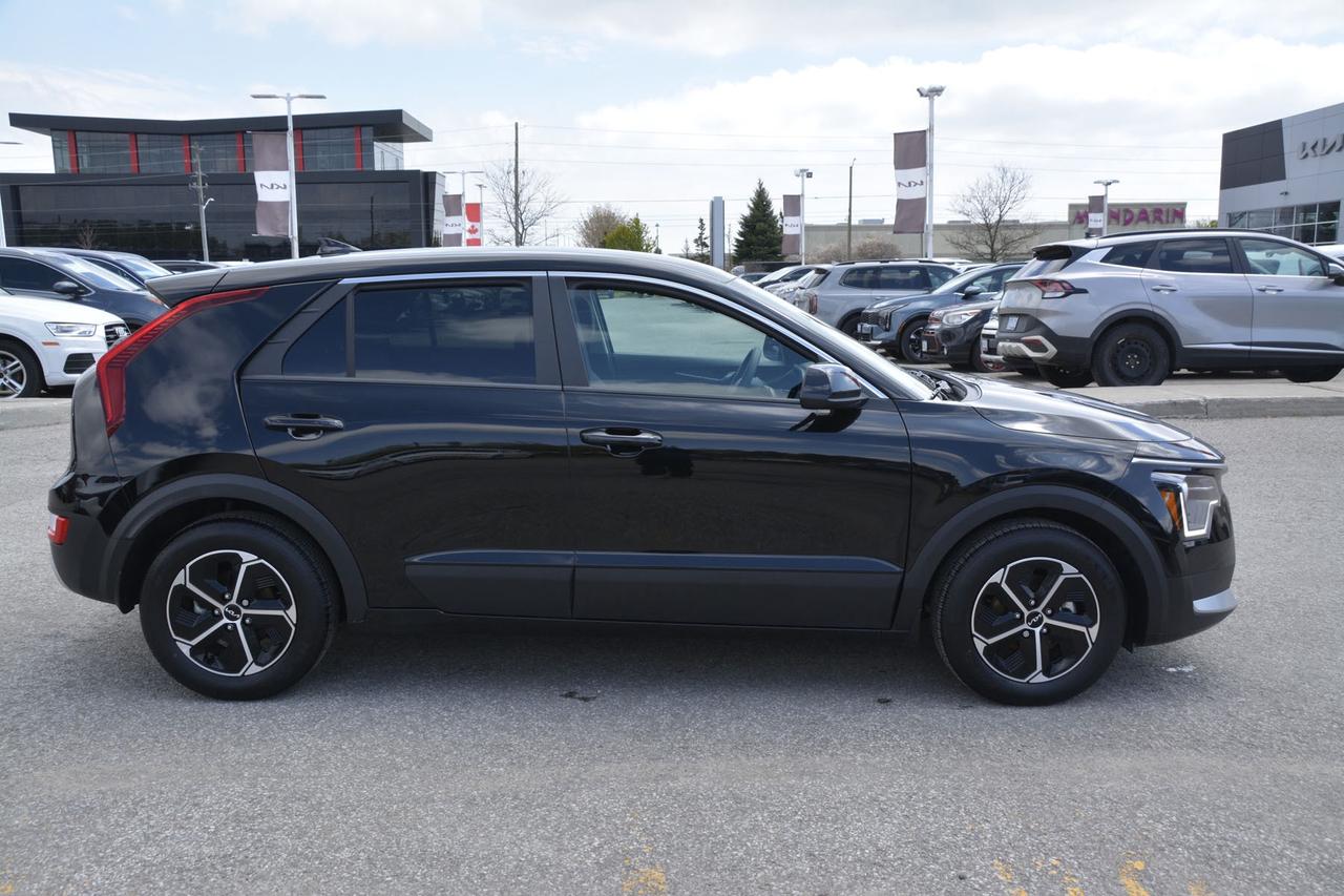 2025 Kia Niro Plug-In Hybrid LX Photo