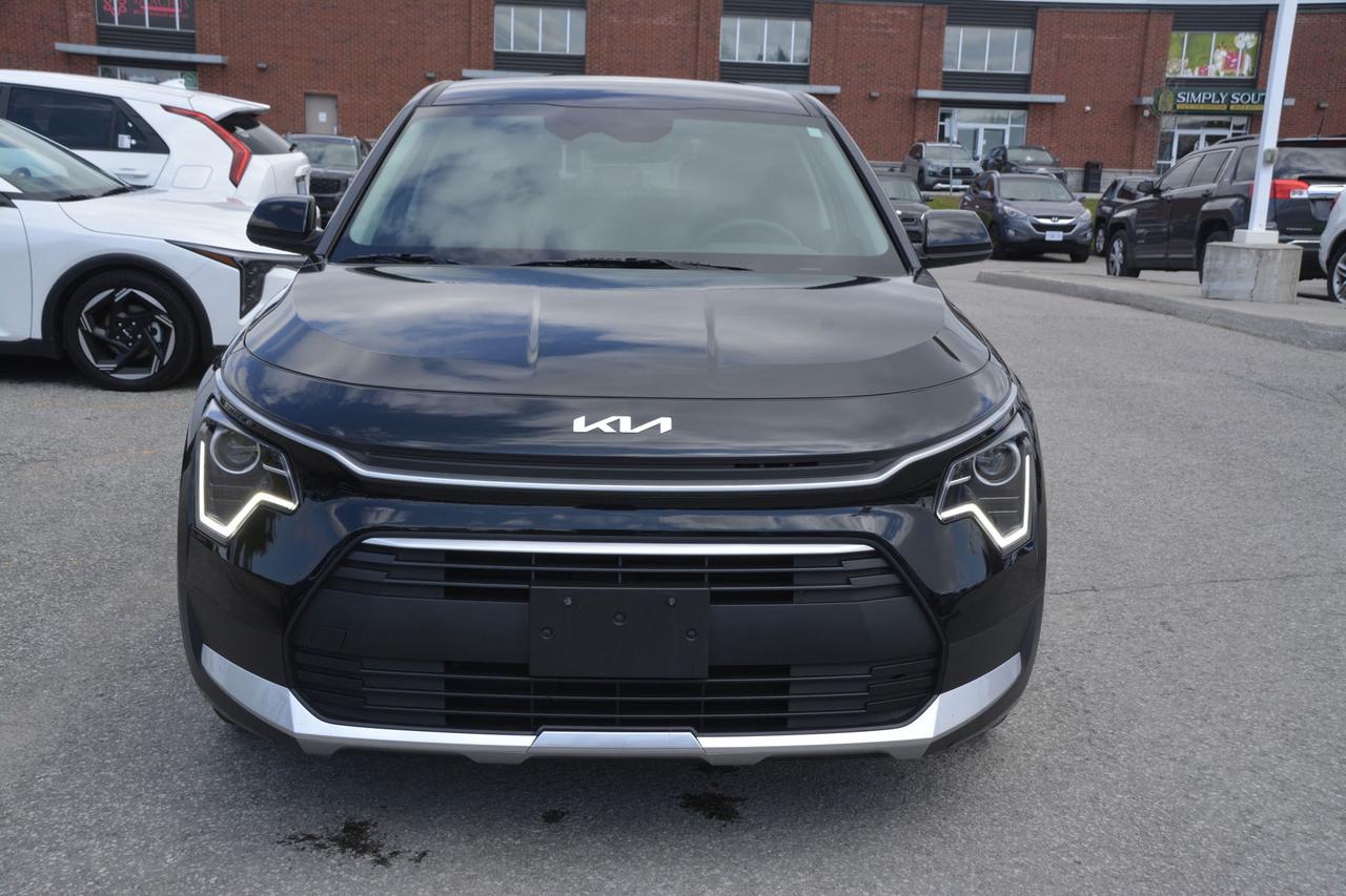 2025 Kia Niro Plug-In Hybrid LX Photo