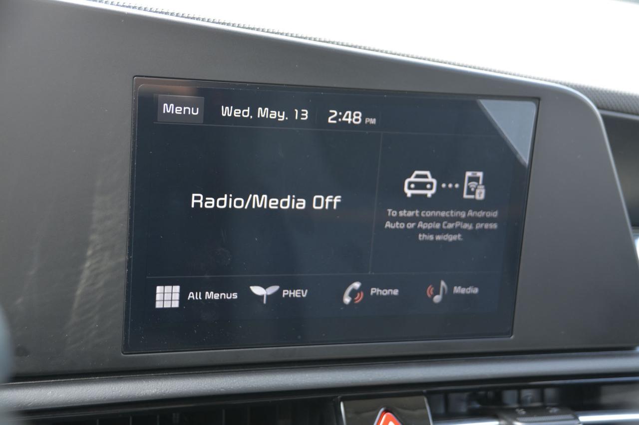 2025 Kia Niro Plug-In Hybrid LX Photo