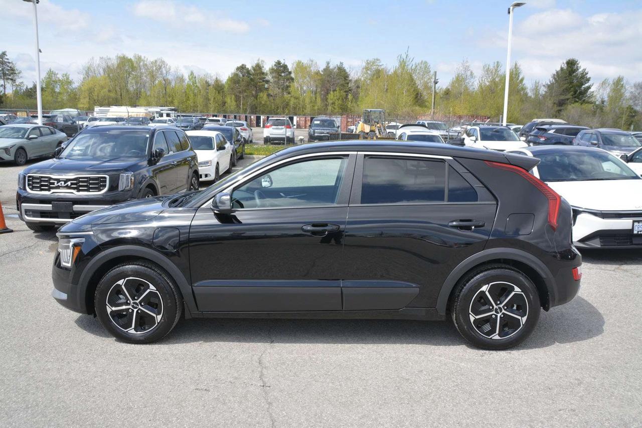 2025 Kia NIRO LX Photo