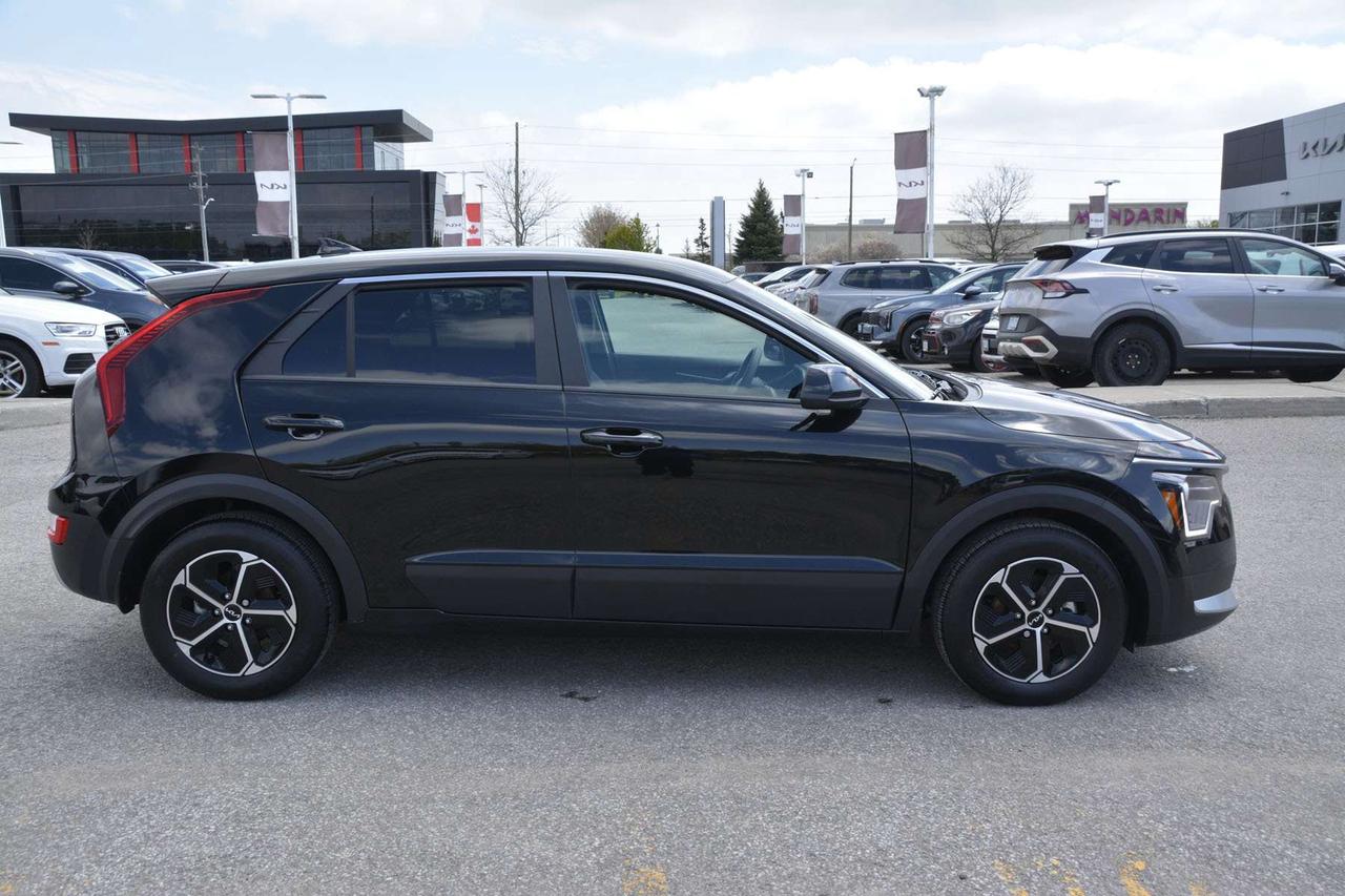 2025 Kia NIRO LX Photo