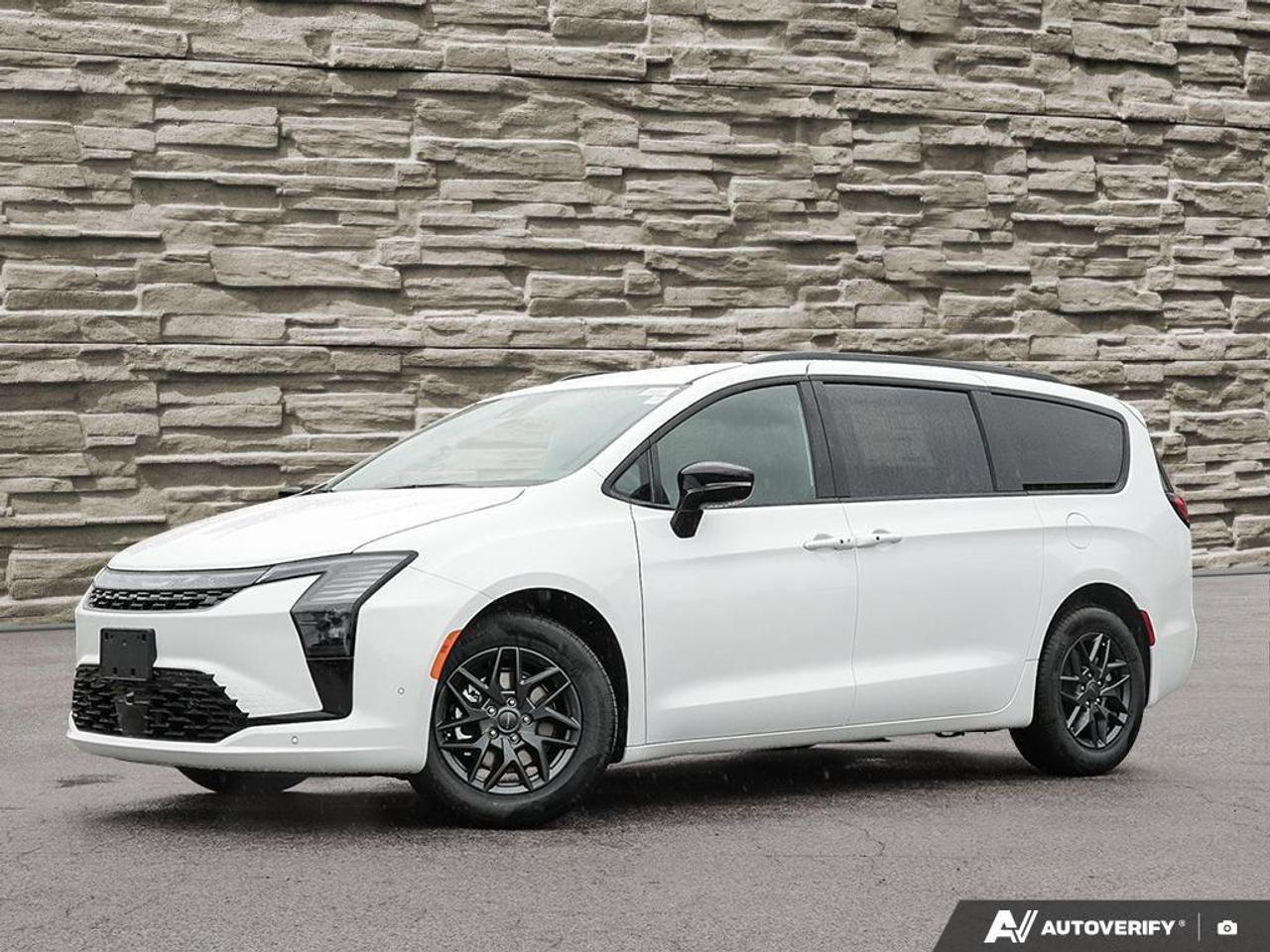 2027 Chrysler Pacifica Select Front-Wheel Drive Passenger Van Photo0