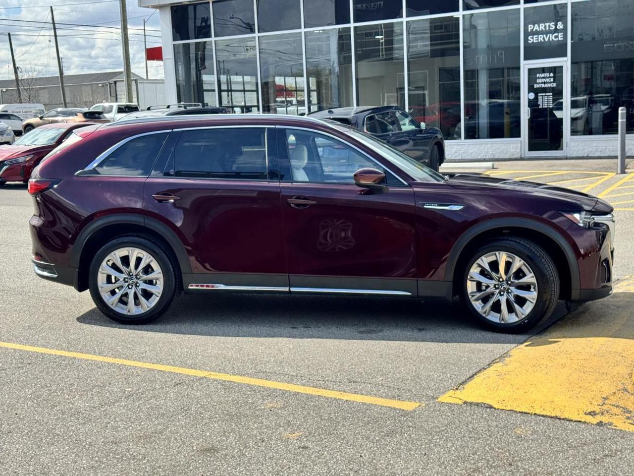 2025 Mazda CX-90 MHEV GT-P AWD/ CORPORATE USED DEMO/ LEASING AVAILABLE Photo