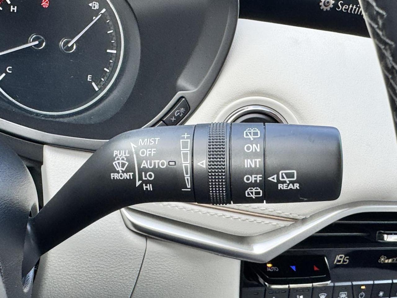 2025 Mazda CX-90 MHEV GT-P AWD/ CORPORATE USED DEMO/ LEASING AVAILABLE Photo