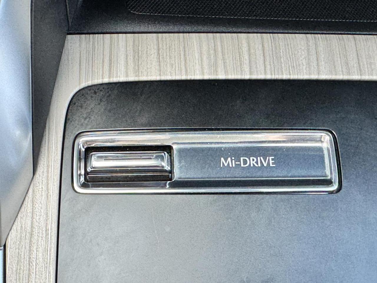 2025 Mazda CX-90 MHEV GT-P AWD/ CORPORATE USED DEMO/ LEASING AVAILABLE Photo