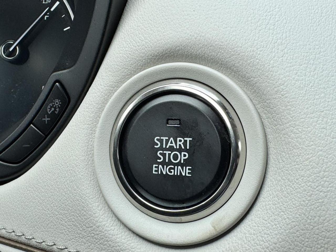 2025 Mazda CX-90 MHEV GT-P AWD/ CORPORATE USED DEMO/ LEASING AVAILABLE Photo