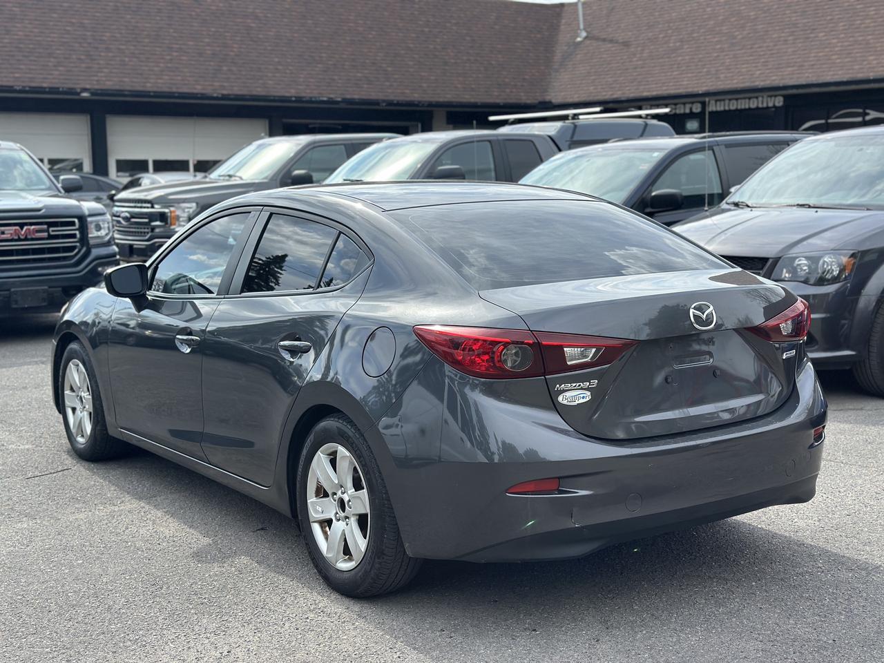2015 Mazda MAZDA3 I Sport Photo