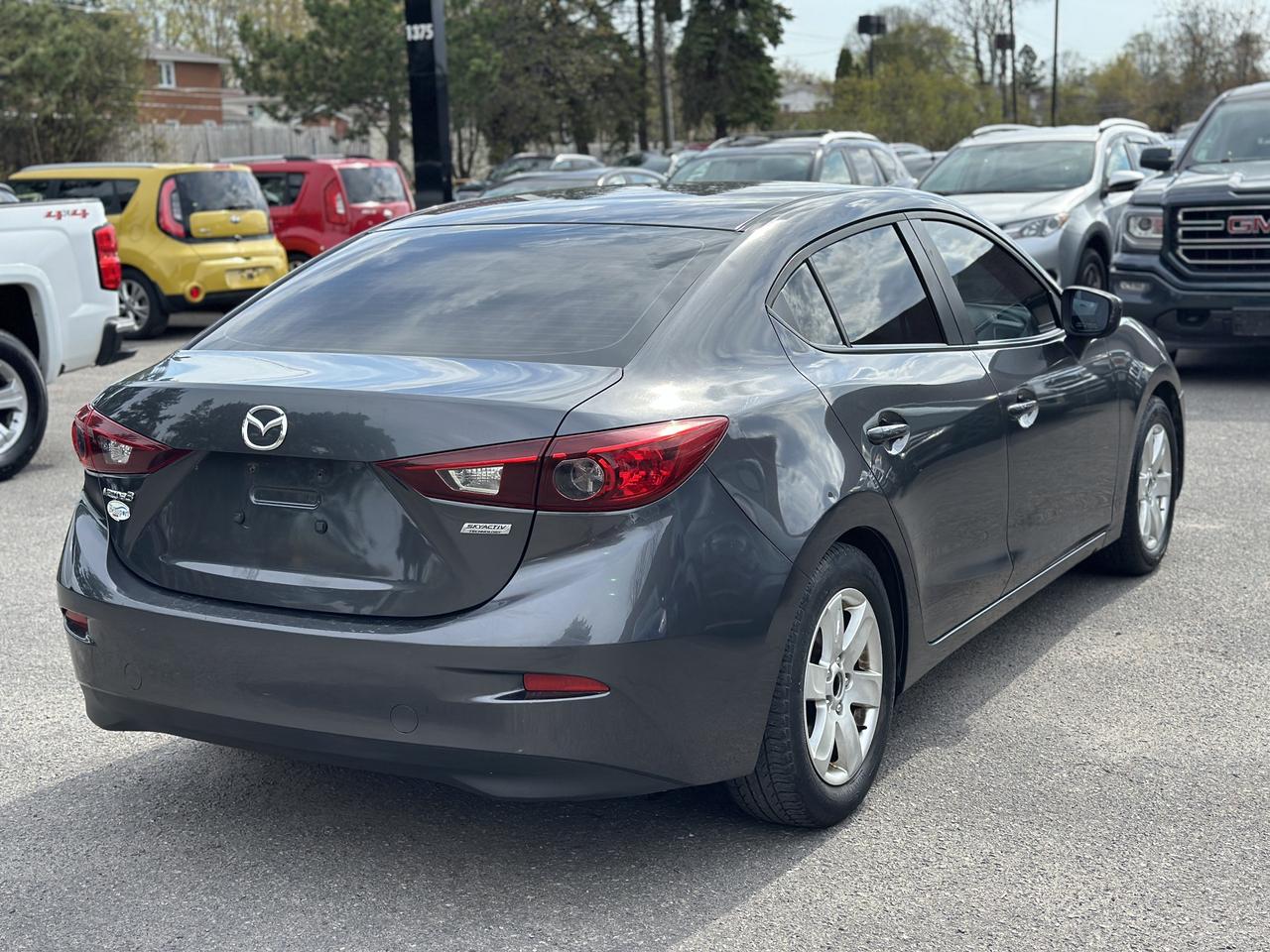 2015 Mazda MAZDA3 I Sport Photo
