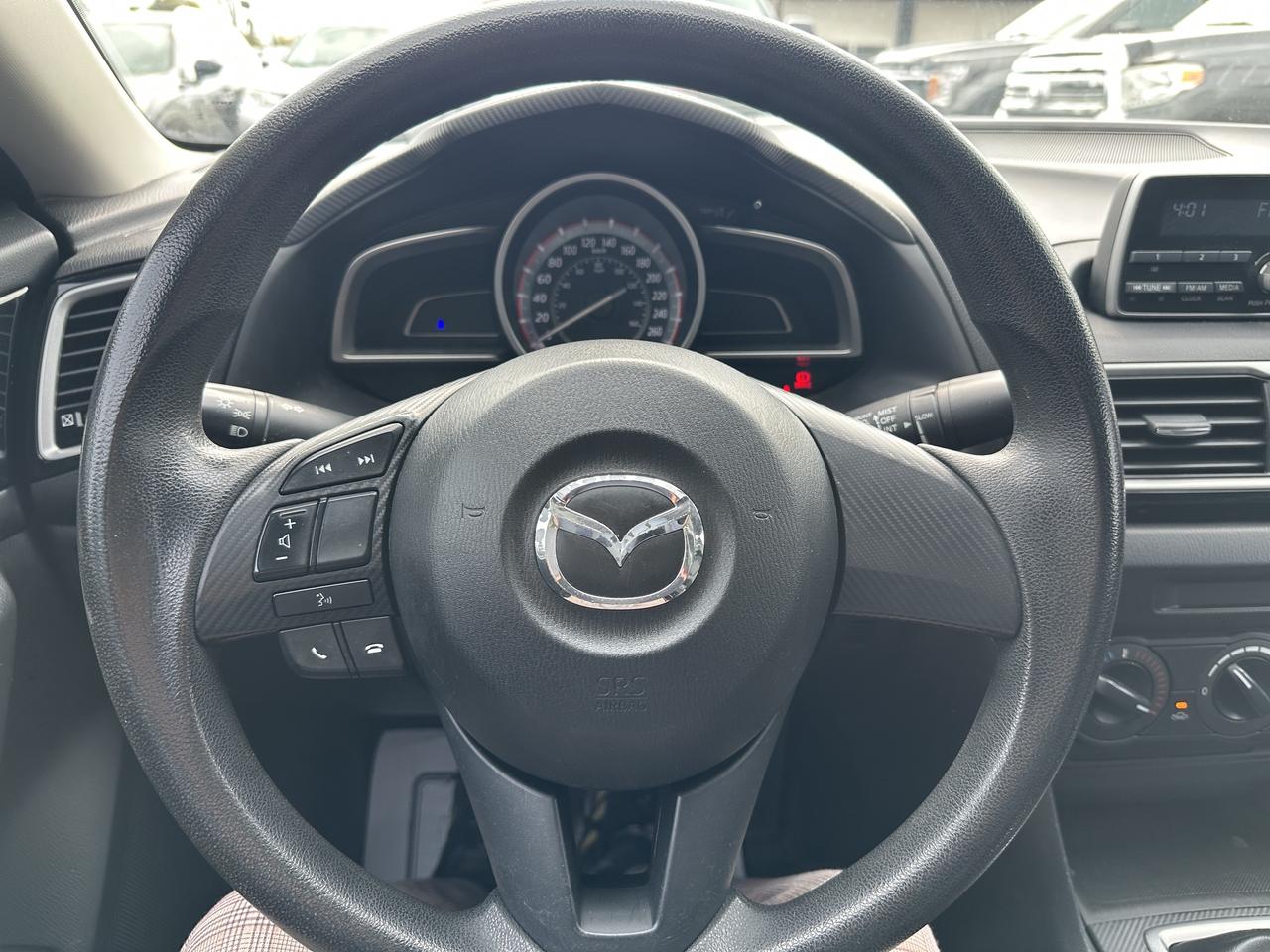 2015 Mazda MAZDA3 I Sport Photo