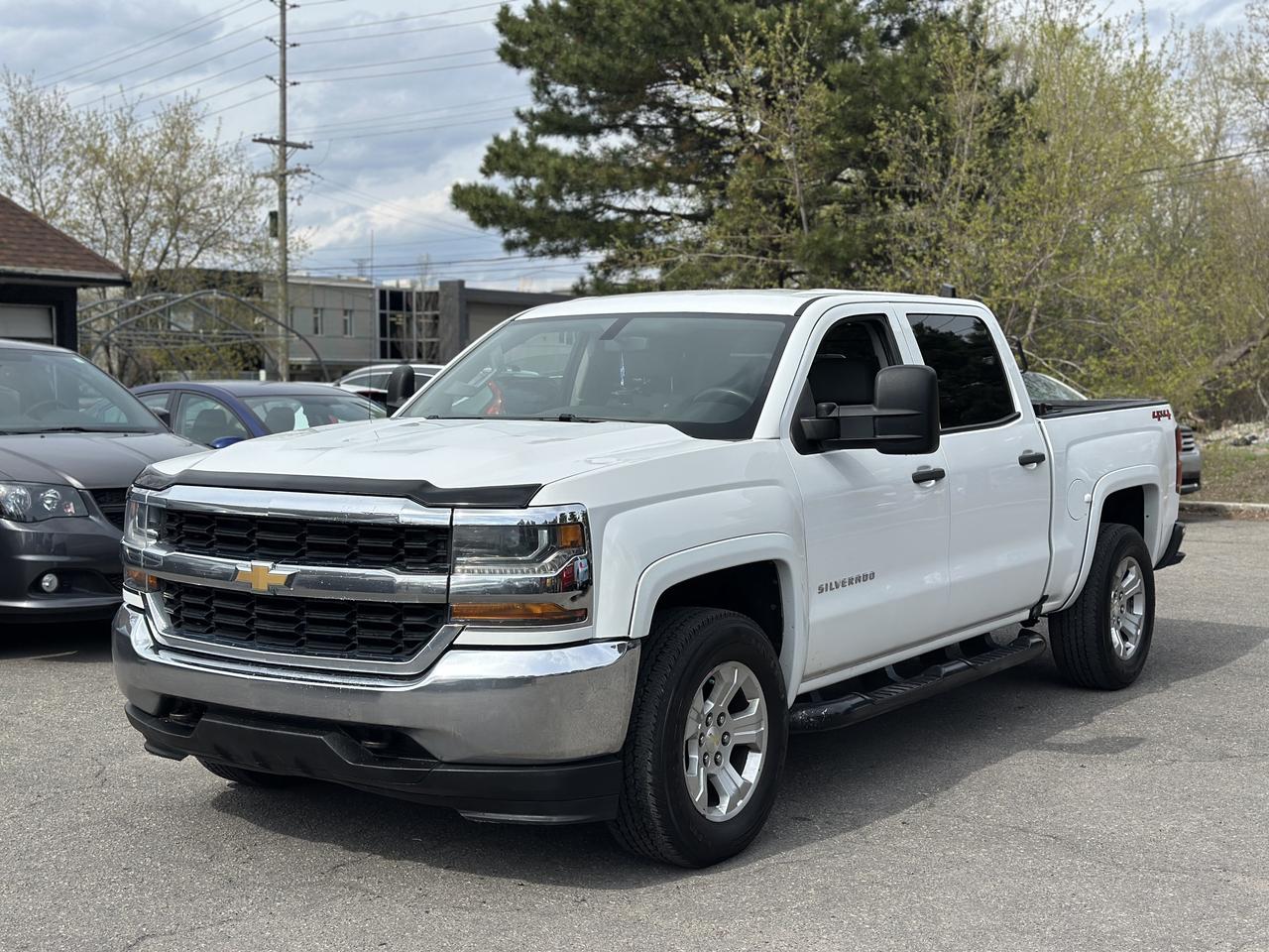 2018 Chevrolet Silverado 1500 5.3L V8  CREWCAB 4X4**NEW SHOCKS ALL AROUND** Photo