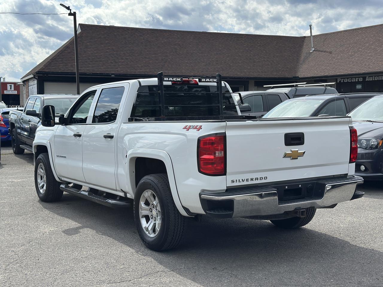 2018 Chevrolet Silverado 1500 5.3L V8  CREWCAB 4X4**NEW SHOCKS ALL AROUND** Photo