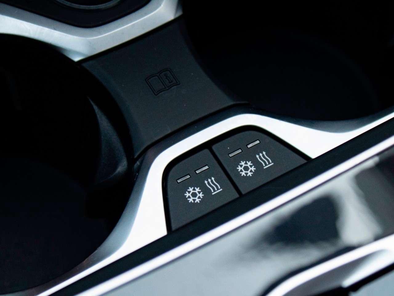 2024 BMW X6 xDrive40i Sports Activity Coupe Photo