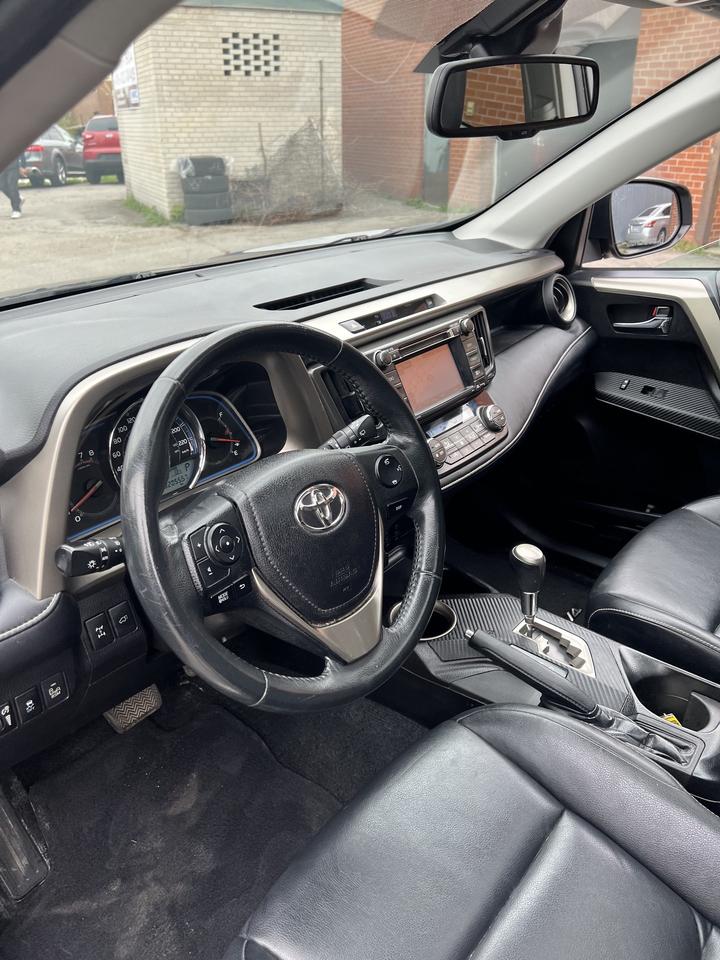 2014 Toyota RAV4 AWD  Limited navigation leather sunroof camera Photo