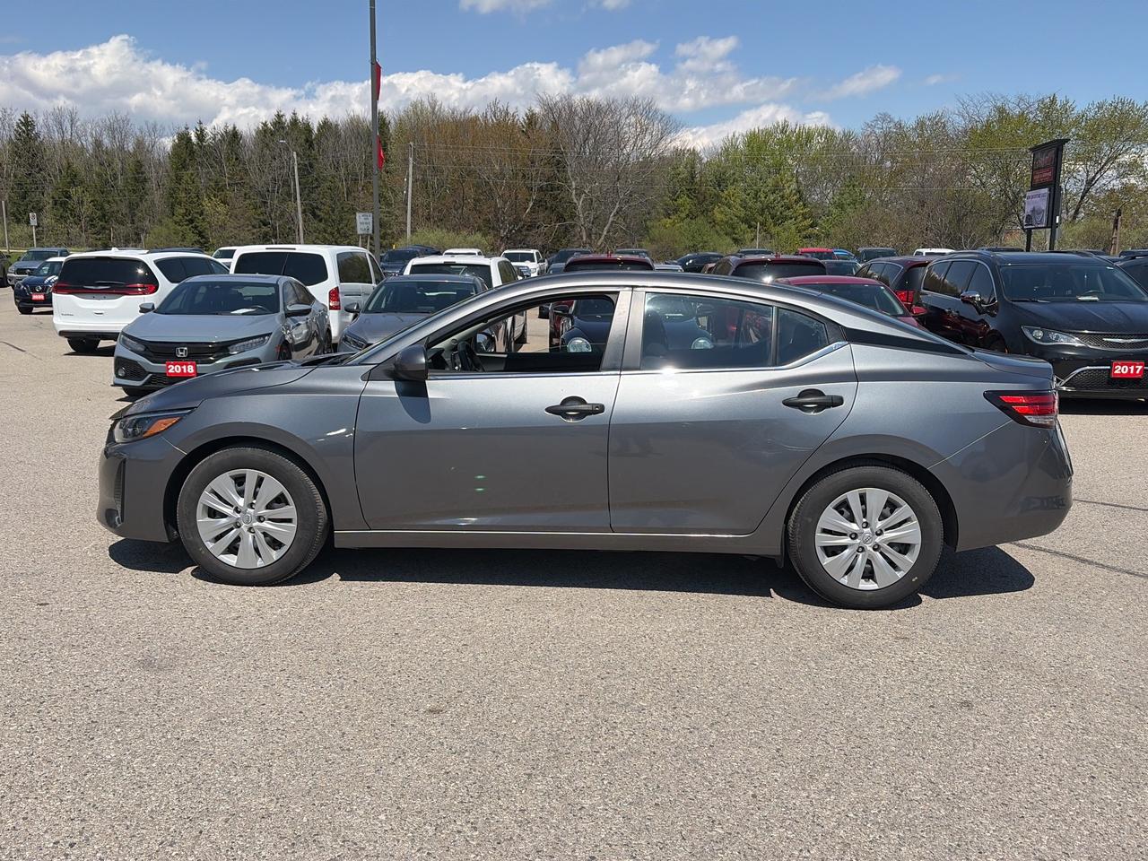 2024 Nissan Sentra S PLUS, CLEAN CARFAX, BLIND SPOT MONITORS! Photo