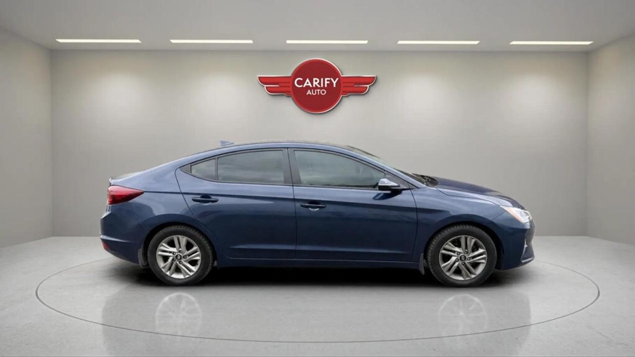 2020 Hyundai Elantra Preferred w/Sun & Safety Package Photo3