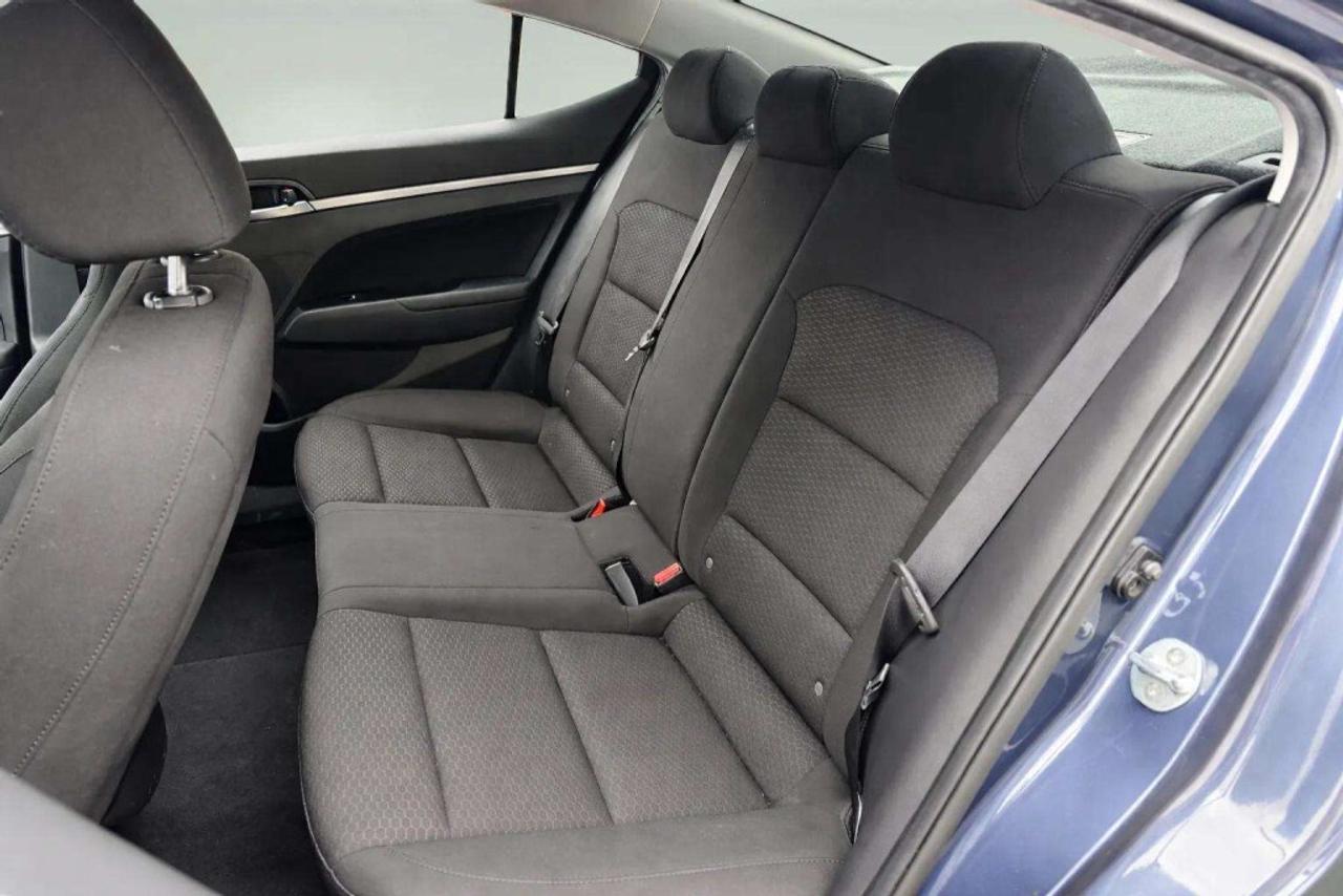 2020 Hyundai Elantra Preferred w/Sun & Safety Package Photo