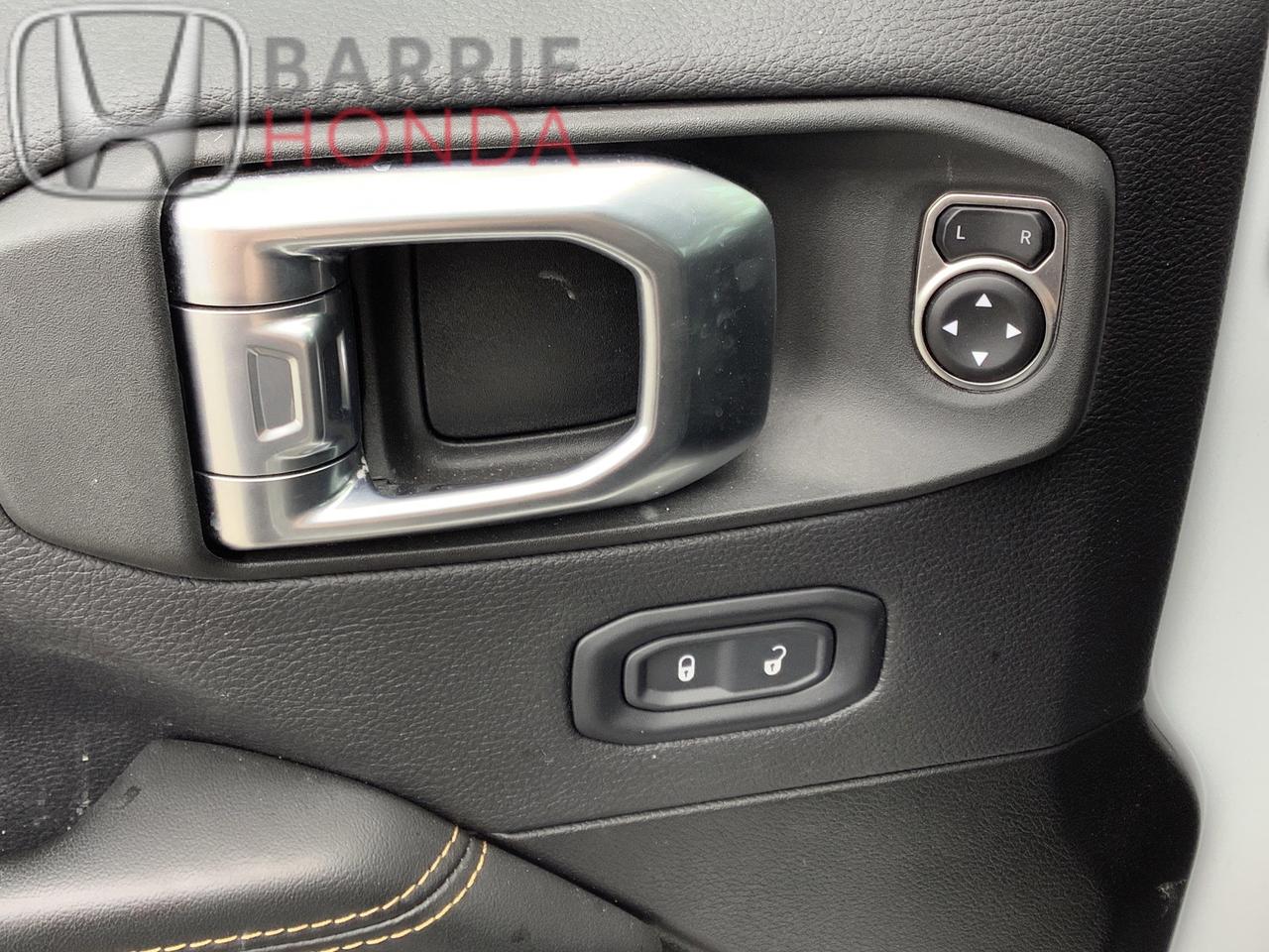 2025 Jeep Wrangler SAHARA 4DR 4X4 Photo