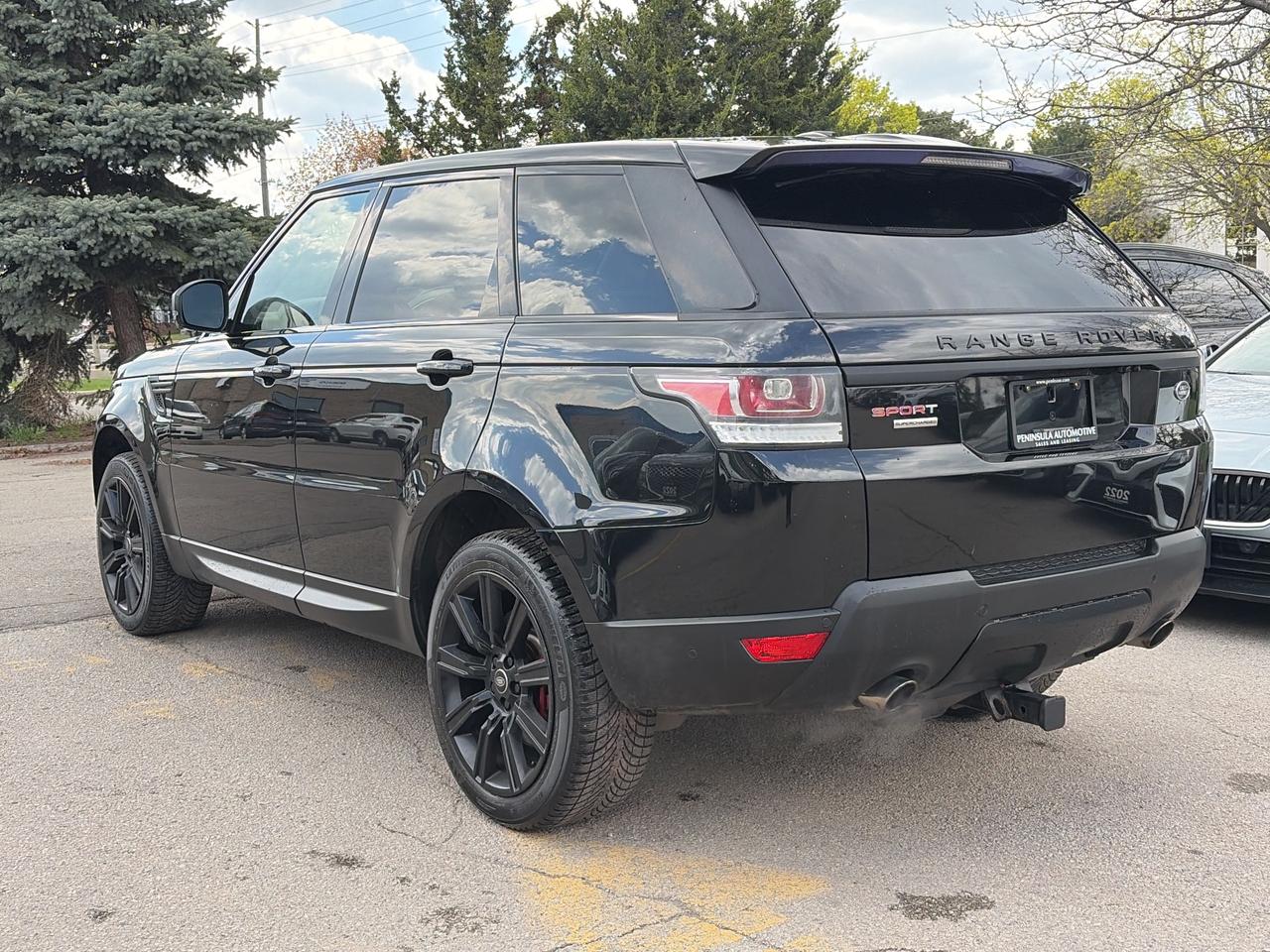2016 Land Rover Range Rover Sport V8 SUPERCHARGED DYNAMIC, VENTED SEATS, HEADS UP ! Photo
