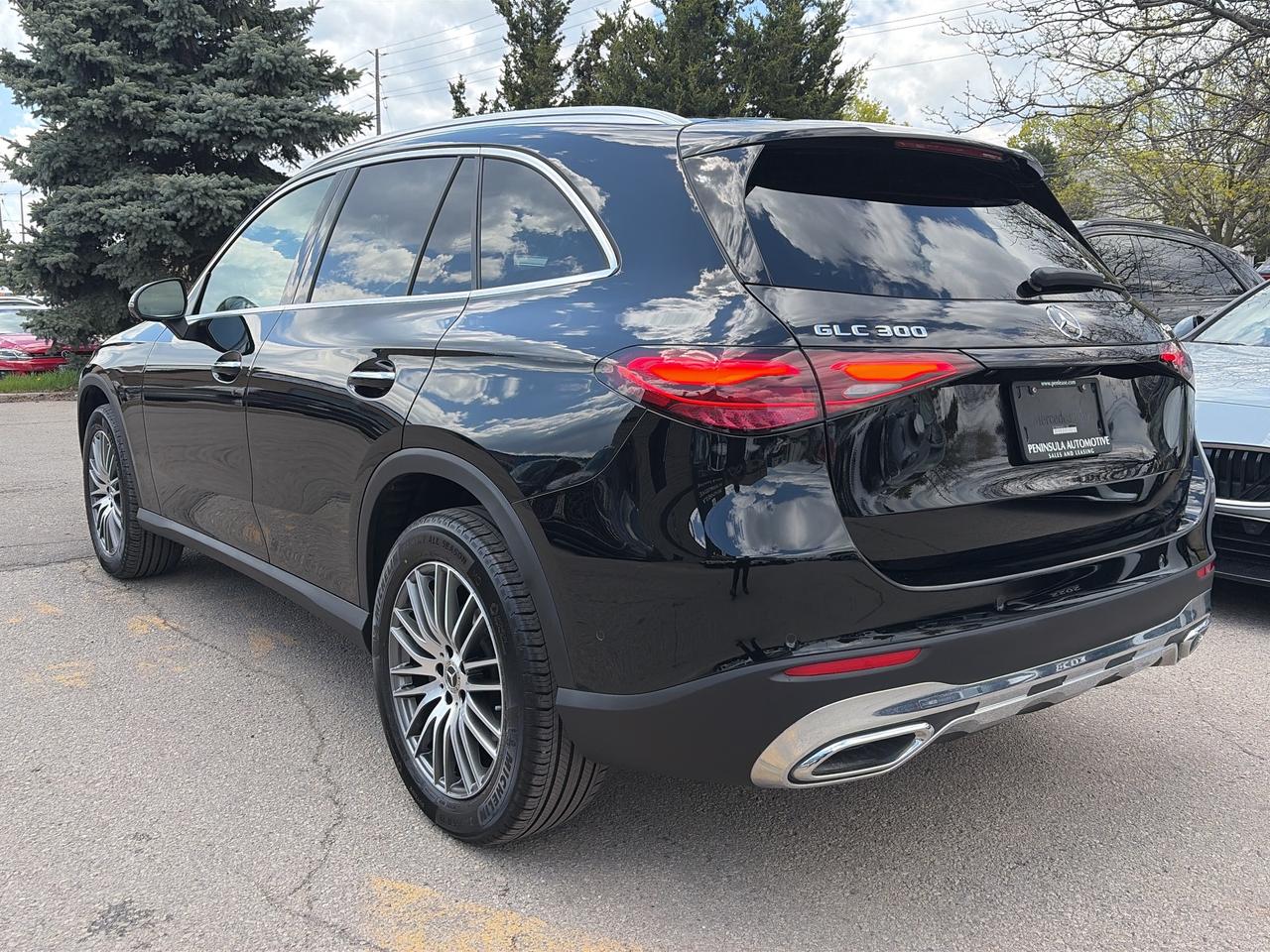 2025 Mercedes-Benz GLC BURMESTER SURROUND SOUND, DRIVERS ASSIST PKG, PANO Photo
