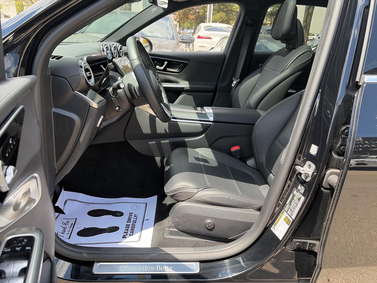 2025 Mercedes-Benz GLC BURMESTER SURROUND SOUND, DRIVERS ASSIST PKG, PANO Photo