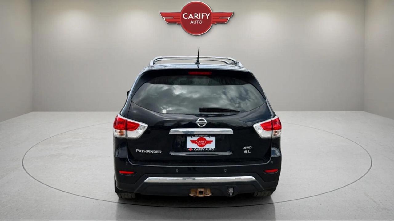 2015 Nissan Pathfinder 4WD  SL Photo
