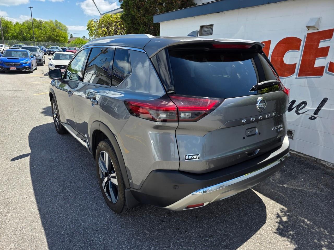 2021 Nissan Rogue Platinum 4dr All-Wheel Drive Photo