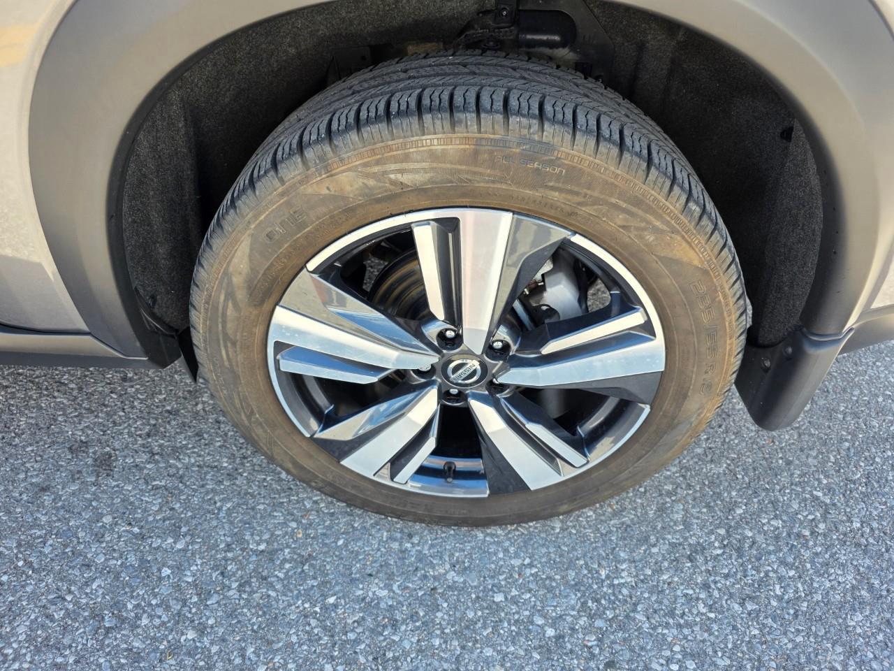 2021 Nissan Rogue Platinum 4dr All-Wheel Drive Photo