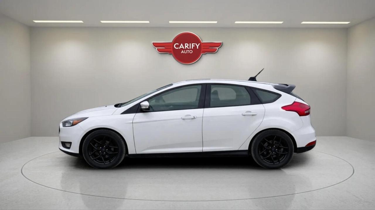 2017 Ford Focus SEL Photo
