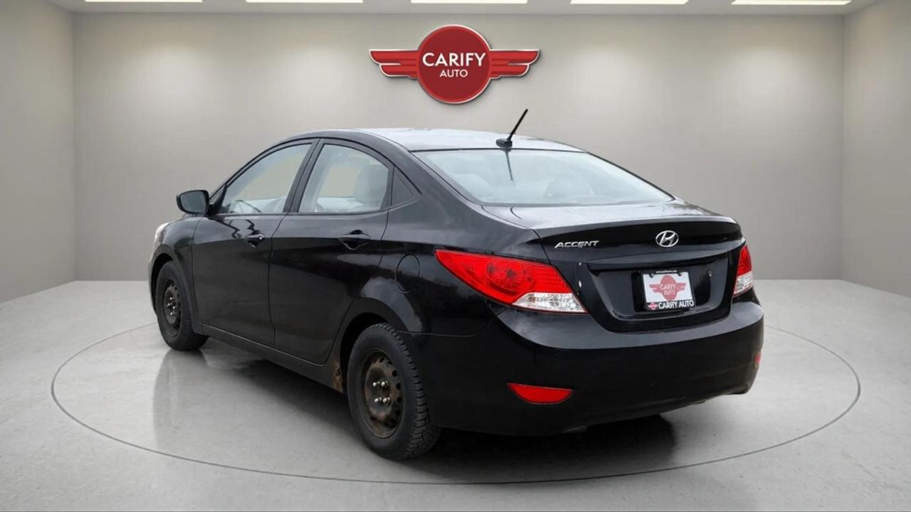 2014 Hyundai Accent Sedan Automatic GL Photo