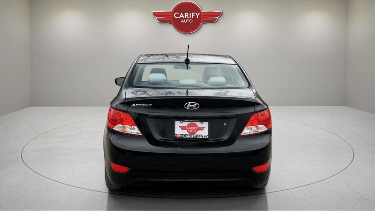 2014 Hyundai Accent Sedan Automatic GL Photo