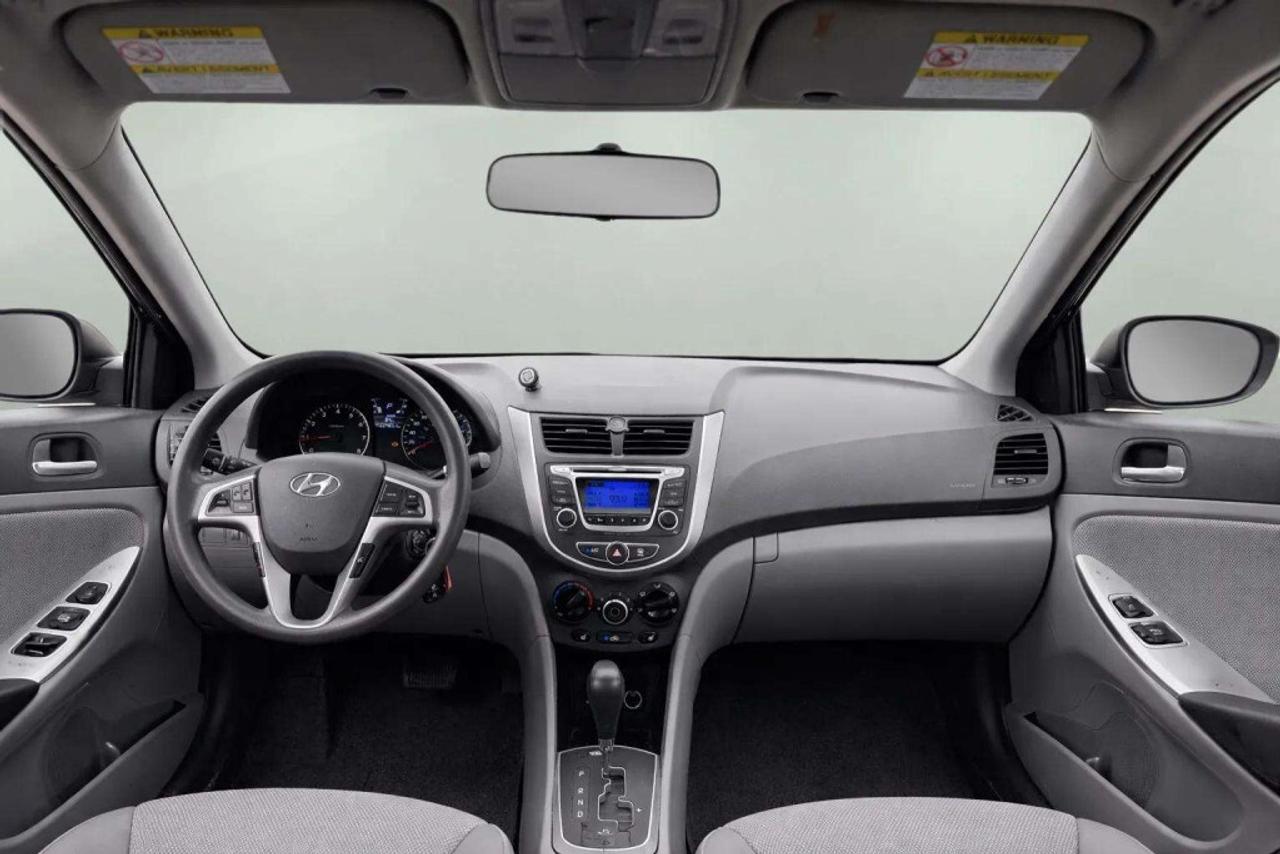 2014 Hyundai Accent Sedan Automatic GL Photo