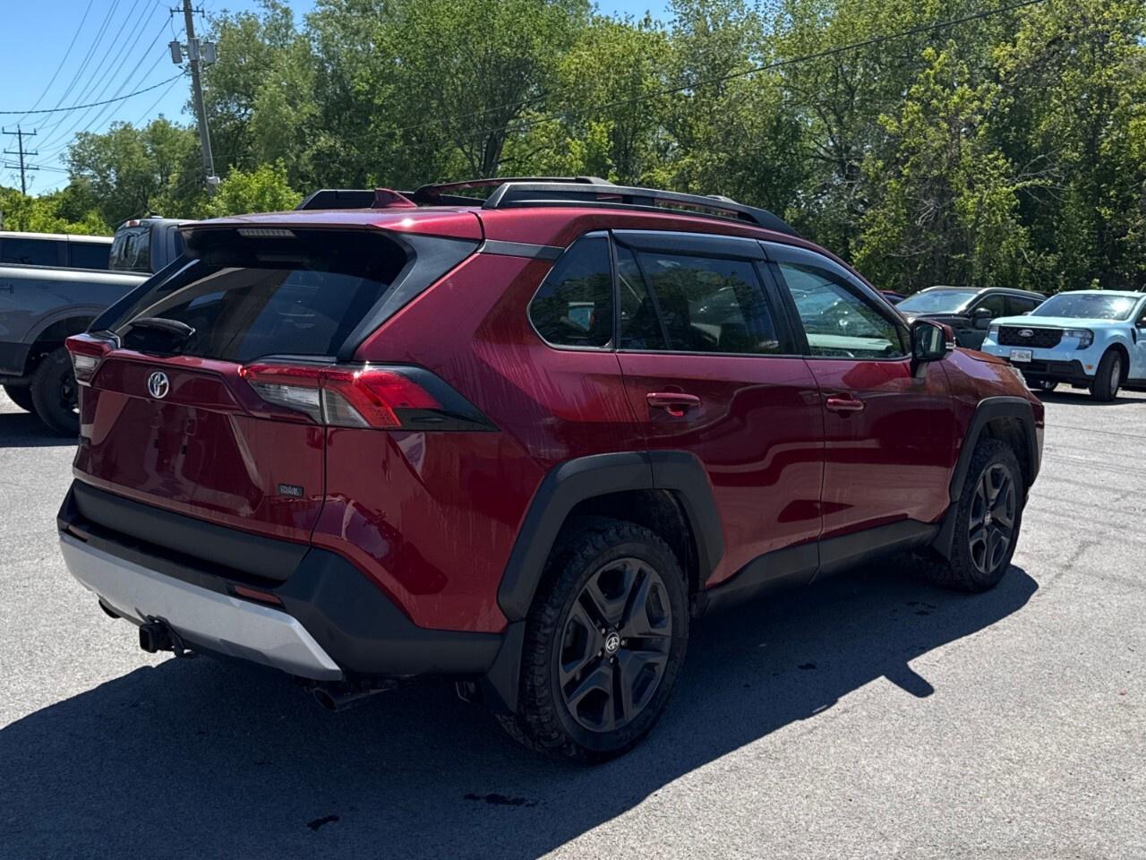 2022 Toyota RAV4 TRAIL   MOONROOF   POWER LIFTGATE Photo