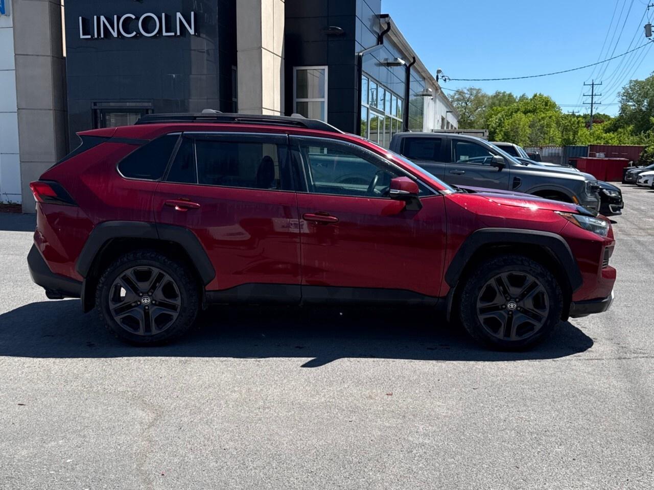 2022 Toyota RAV4 TRAIL   MOONROOF   POWER LIFTGATE Photo3