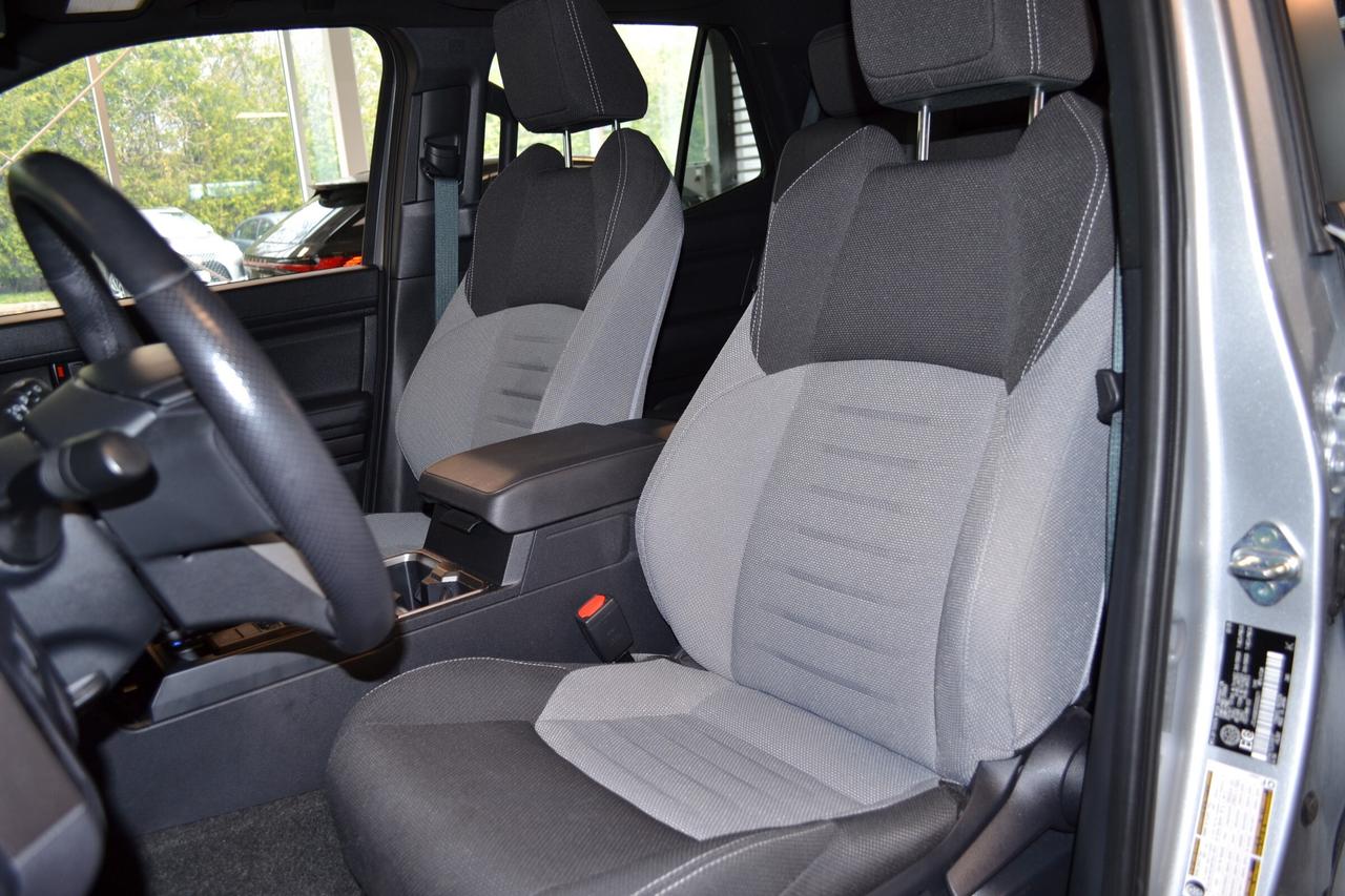 2025 Toyota 4Runner 4WD Photo