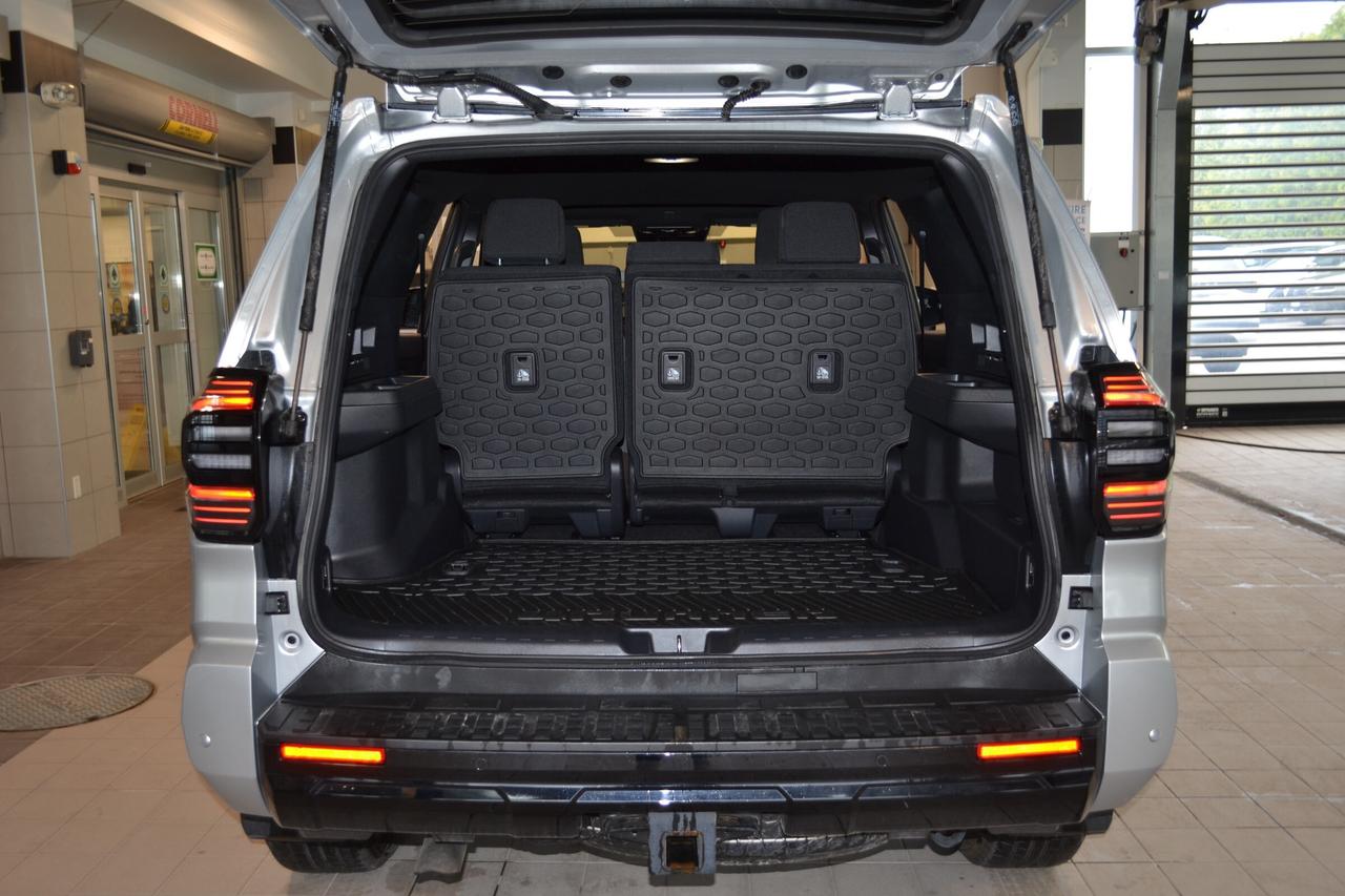 2025 Toyota 4Runner 4WD Photo