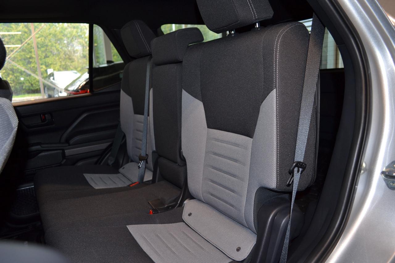 2025 Toyota 4Runner 4WD Photo