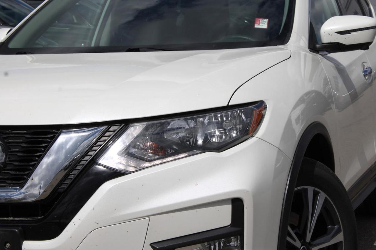 2019 Nissan Rogue SV  Gps SiriusXM Moonroof BkpCam HtdSeats ParkingS Photo