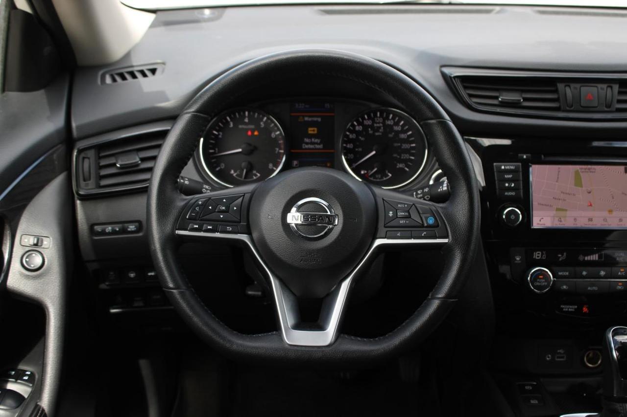 2019 Nissan Rogue SV  Gps SiriusXM Moonroof BkpCam HtdSeats ParkingS Photo