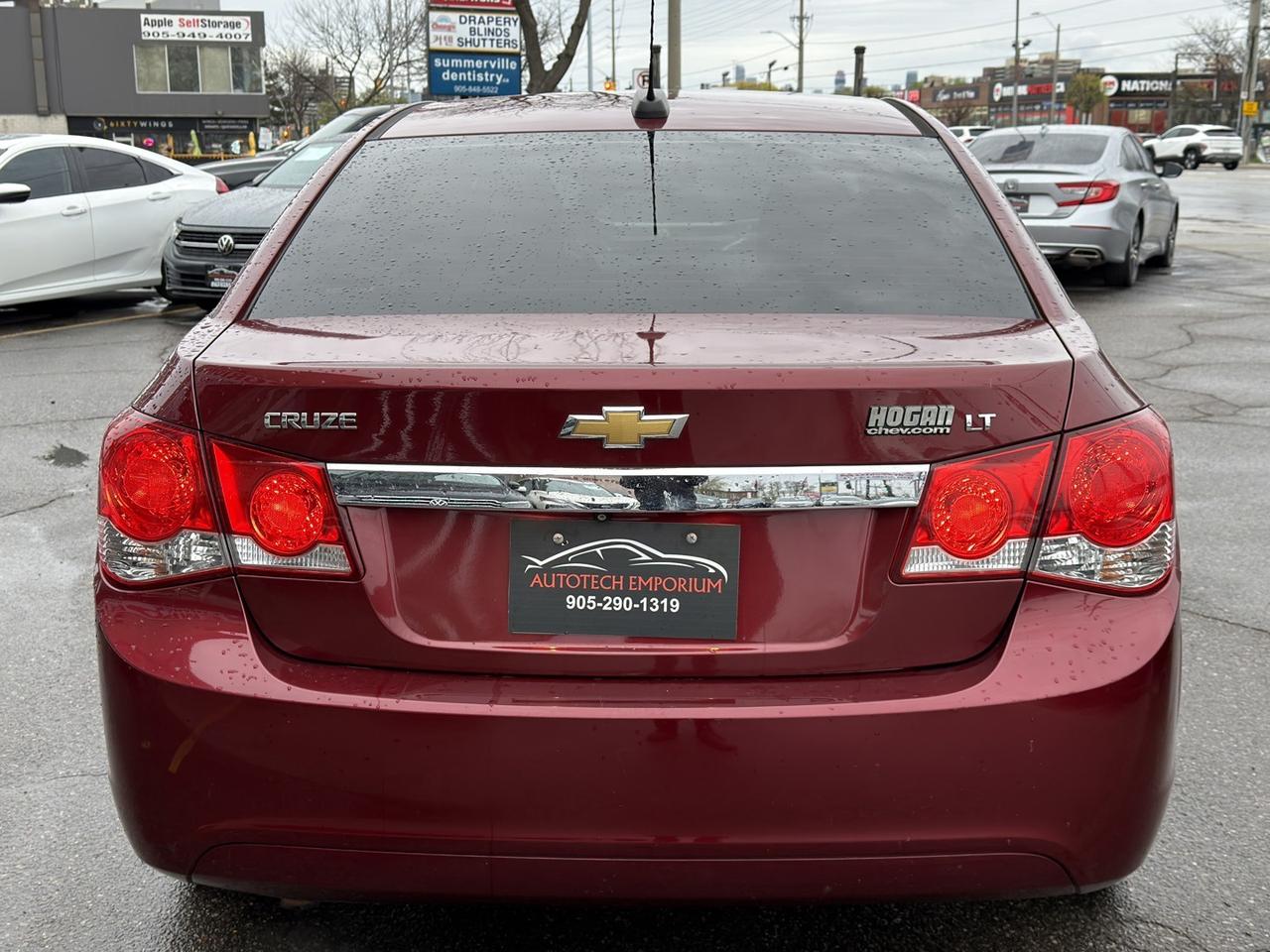 2015 Chevrolet Cruze 2LT   Leather   Sunroof   Heated Seats Photo2