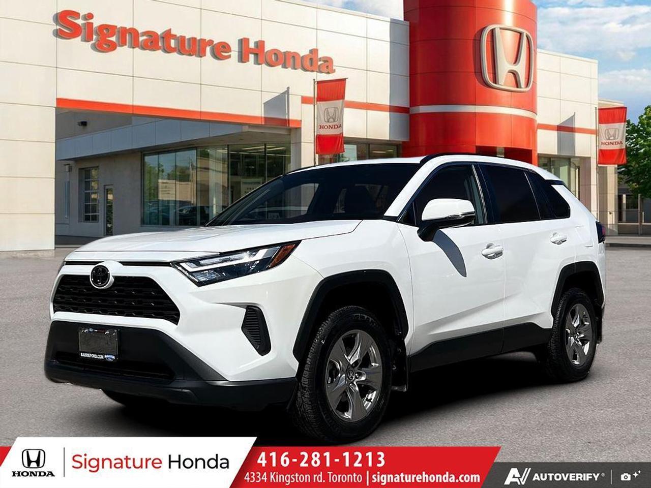 2025 Toyota RAV4 XLE Photo0