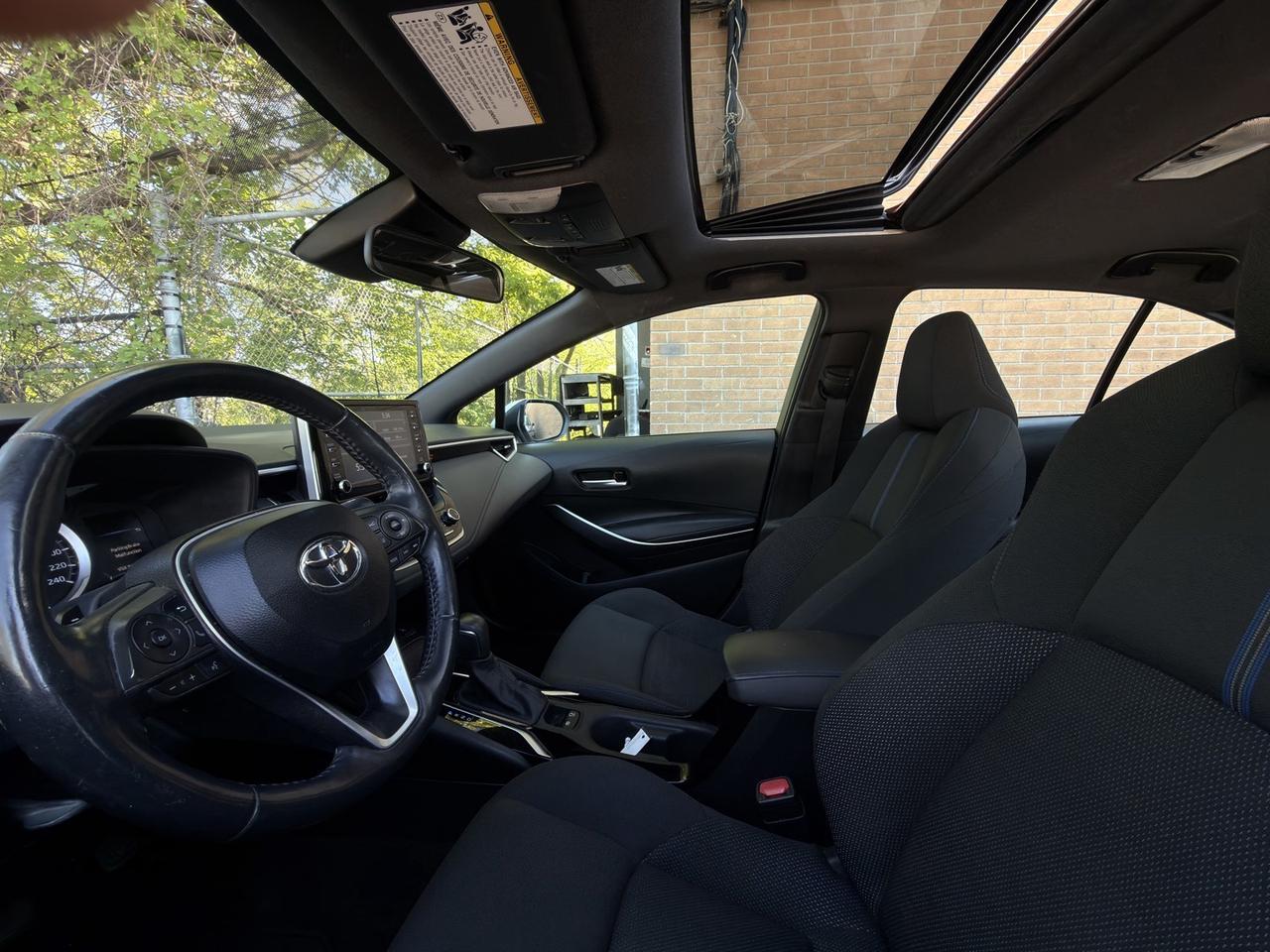 2020 Toyota Corolla SE Pearl White Sunroof   Htd Steering   Push Start Photo