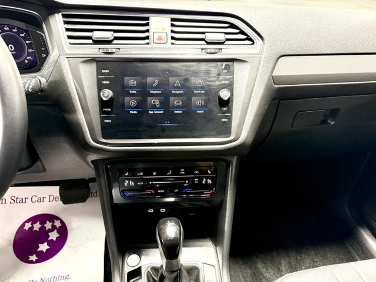 2023 Volkswagen Tiguan Comfortline 4dr All-wheel Drive 4MOTION Photo