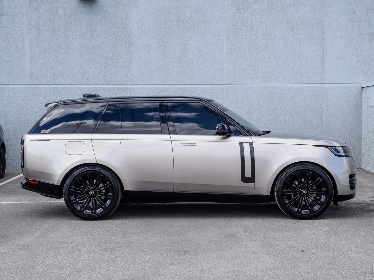 2023 Land Rover Range Rover First Edition Photo