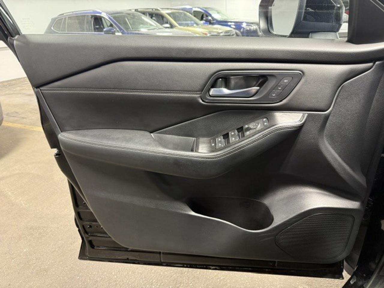 2024 Nissan Rogue SL 4dr All-Wheel Drive Sport Utility Photo
